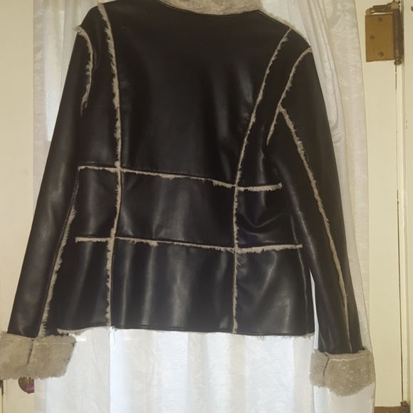 Jacket - Picture 4 of 5